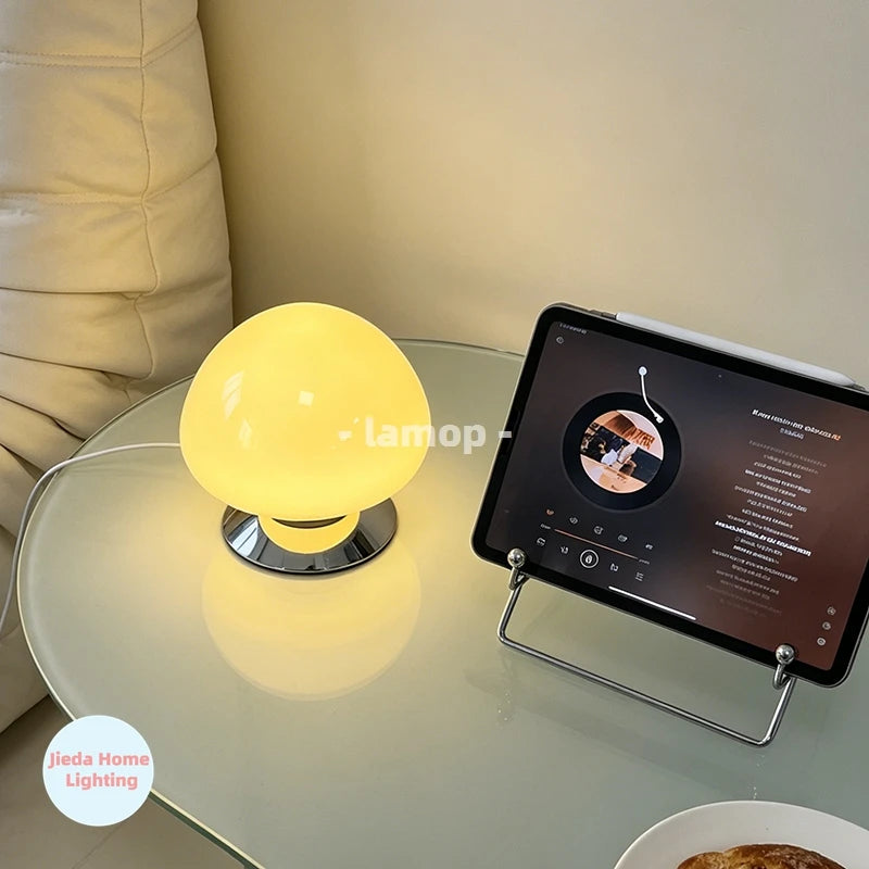 Mushroom Cove Glass Table Lamp – Dimmable Retro Bedside Light
